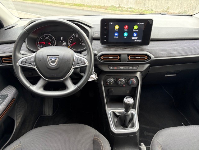 Annonce Dacia Sandero - Intérieur centre